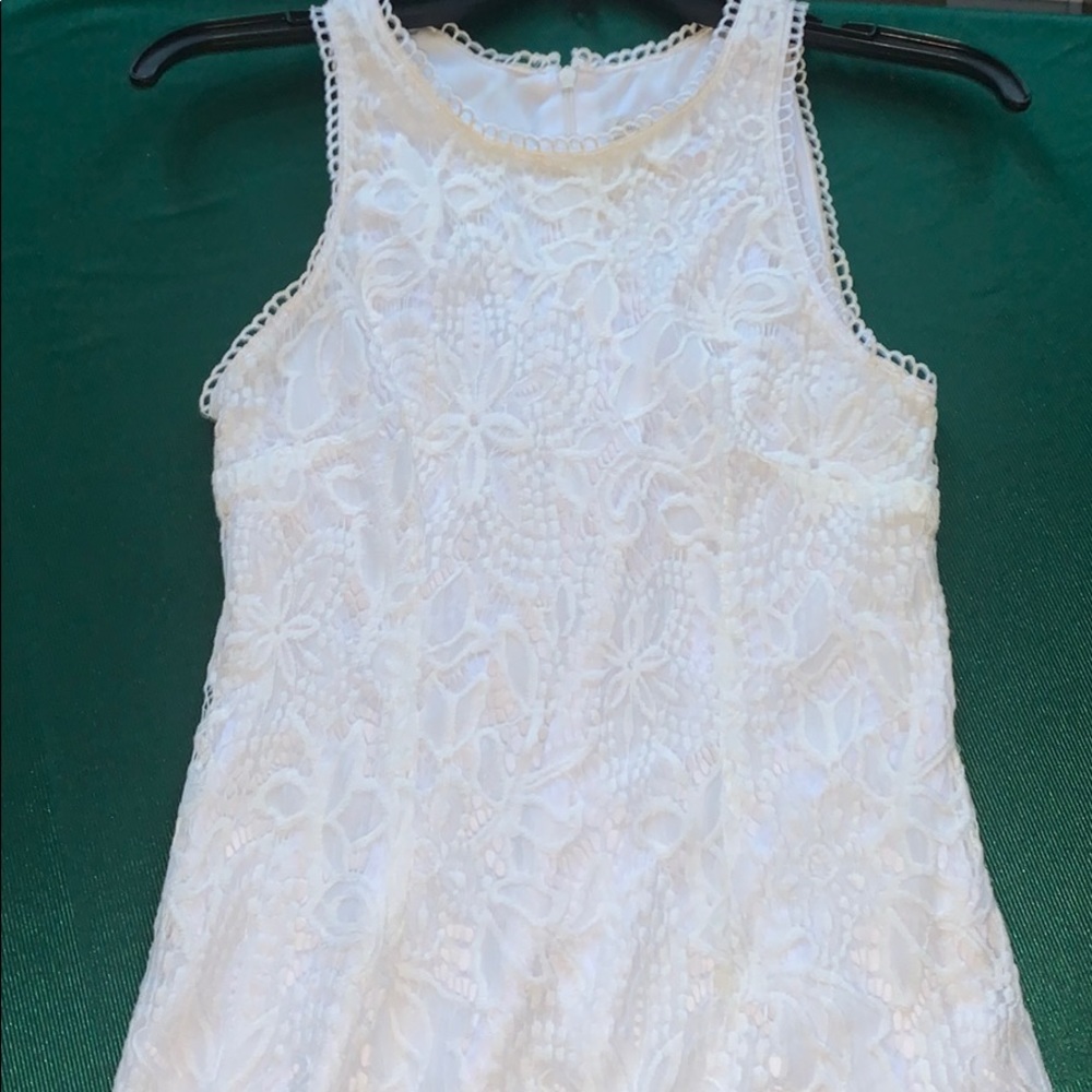 Dress - Picture 3 of 4